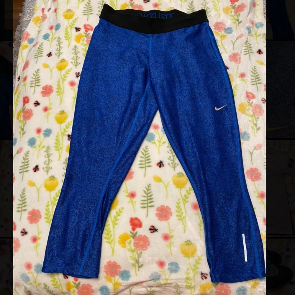 Cropped Nike leggings